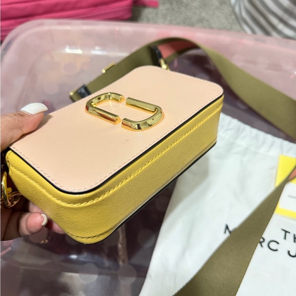 Sold - Picture 3 of 3